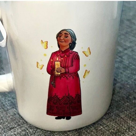 NWT Rae Dunn Disney Encanto ABUELA White Ceramic Iridescent Candle Topper Mug - Picture 6 of 12